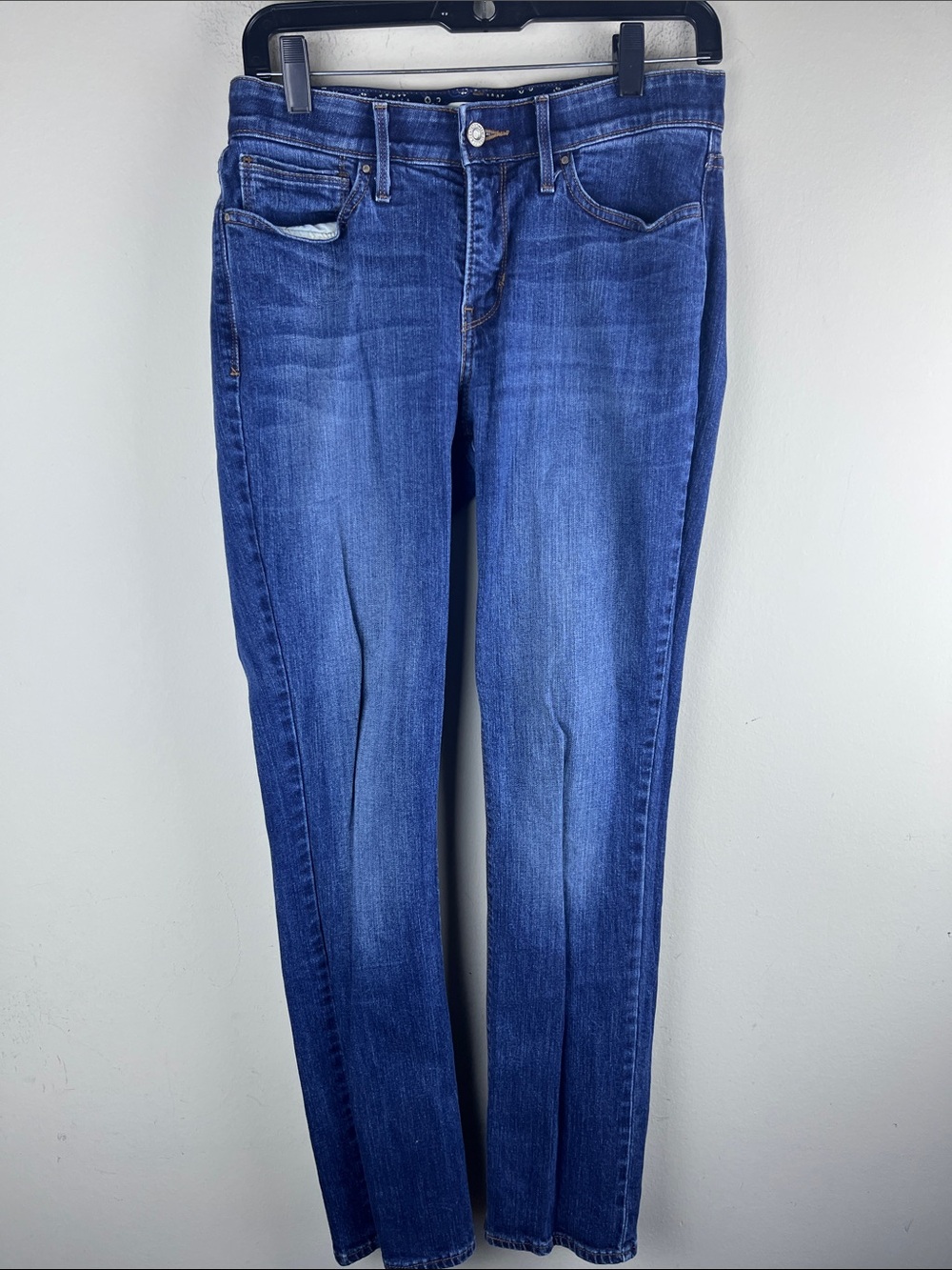 Levi's 525 Women's Size 8M Blue Straight Leg Jeans Classic Fit Denim